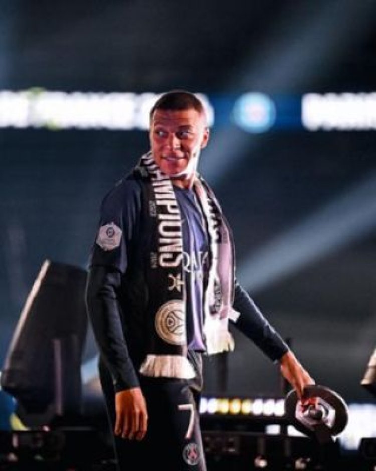 'फ्रीडम एट मिडनाइट' में आरिफ जकारिया बने जिन्ना, उनकी बहन फातिमा का किरदार निभाएंगी इरा दुबे