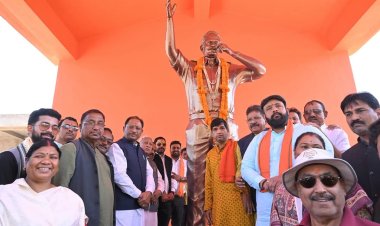 देखें वीडियो : स्व. कुमार दिलीप सिंह जूदेव स्मृति में जूदेव जयंती कार्यक्रम,वृहद स्वास्थ परीक्षण शिविर और सामूहिक कन्या विवाह योजना का भव्य कार्यक्रम कुनकुरी में जिला प्रशासन के तत्वाधान में आयोजित