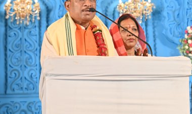 एक लाख से अधिक शिव भक्तों ने महाशिवपुराण कथा का किया श्रवण,मुख्यमंत्री ने कहा हम सबके लिए परम सौभाग्य की बात है कि मायाली में पंडित श्री प्रदीप मिश्रा के श्रीमुख से शिव महापुराण कथा का हो रहा वाचन,एक लाख से अधिक शिव भक्तों ने महाशिवपुराण कथा का श्रवण किया