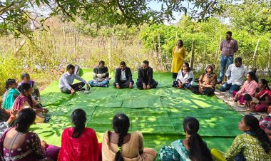 आकांक्षी कार्यक्रम के बस्तर जिला प्रभारी अधिकारी ने दरभा विकासखंड में विकासात्मक गतिविधियों का लिया जायजा,,