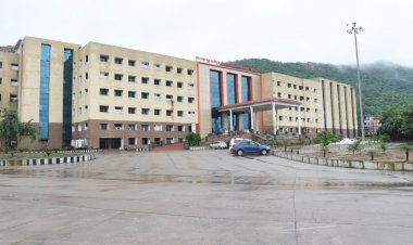 रायपुर : रायगढ़ मेडिकल कॉलेज में मरीजों के लिए न्यूरोसर्जन, यूरो सर्जन एवं नेफ्रोलॉजी डॉक्टर की सुविधा,,,   