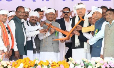 जनजातीय गौरव की स्वर्णिम विरासत: मुख्यमंत्री साय ने किया गैंदसिंह नायक की प्रतिमा का अनावरण