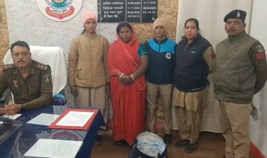 चिरमिरी पुलिस ने किया 33 लीटर अवैध महुआ शराब के साथ एक महिला आरोपी को गिरफ्तार, जेल दाखिल