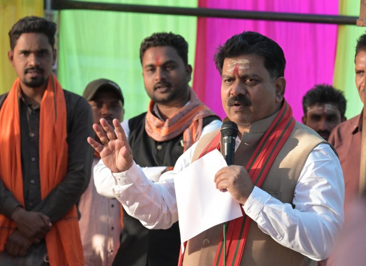 रायपुर : उप मुख्यमंत्री  विजय शर्मा ने 5.74 करोड़ रूपए के सड़क निर्माण कार्यों का किया भूमिपूजन  