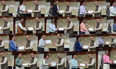 ई-ऑफिस में उत्कृष्ट कार्य करने वाले अधिकारी-कर्मचारियों को मुख्य सचिव ने किया सम्मानित