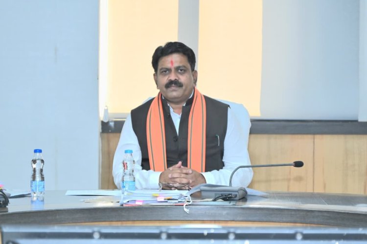 गृह विभाग के बजट निर्माण हेतु उपमुख्यमंत्री श्री विजय शर्मा की अध्यक्षता में बैठक का हुआ आयोजन  