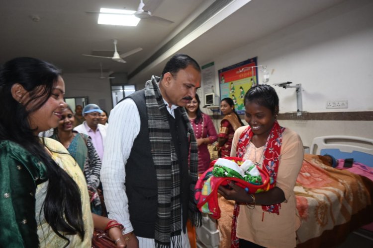 स्वास्थ्य मंत्री ने ज़िला अस्पताल बलौदा बाजार का किया निरीक्षण, इंटिग्रेटेड पब्लिक हेल्थ लैब को क्वॉलिटी सर्टिफिकेट मिलने पर दी बधाई