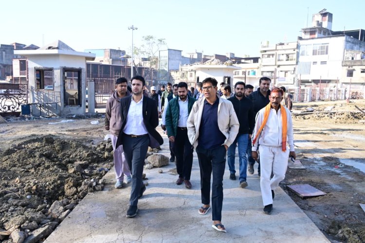 रायगढ़ में विकास परियोजनाओं की प्रगति का वित्त मंत्री श्री ओपी चौधरी ने किया निरीक्षण  