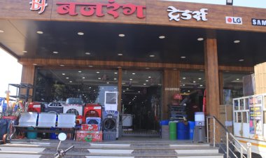 दिव्यांग सशक्तिकरण की मिसाल: शासन की स्वरोजगार योजना से हेमंत साहू बने आत्मनिर्भर  