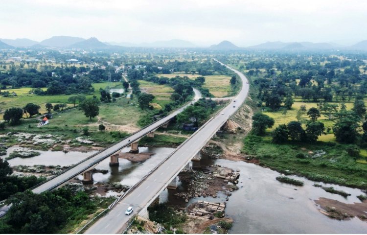 सड़कों और पुलों से बदल रही तस्वीर, दूरस्थ गांव मुख्य धारा से जुड़ रहे