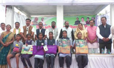 सुदूर वनांचल कापू में प्रशासन पहुंचा जनता के द्वार