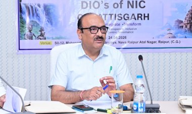 रायपुर : आम जनता को शासन की फ्लैगशिप योजनाओं का लाभ दिलाने के लिए सूचना प्रौद्योगिकी का अधिकतम इस्तेमाल करें: मुख्य सचिव  विकासशील