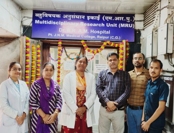 पं. नेहरू चिकित्सा महाविद्यालय एवं अम्बेडकर अस्पताल रायपुर की बड़ी उपलब्धि: सिकल सेल डायग्नोस्टिक किट राष्ट्रीय मंच पर प्रदर्शित होगी